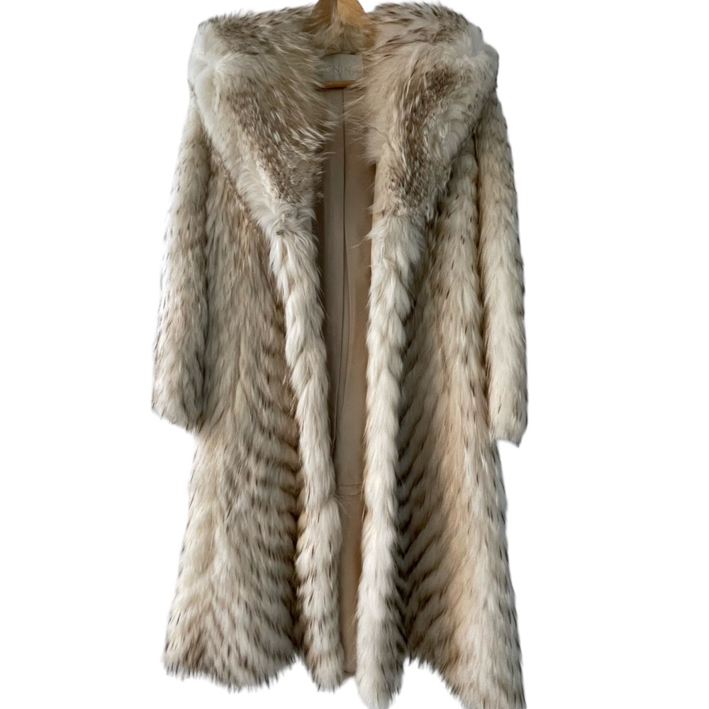 ❤️ 1970’s Vintage Fox Fur Coat by I. Magnin & Co.